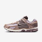 Nike Zoom Vomero 5 Men's Shoes. Nike ID